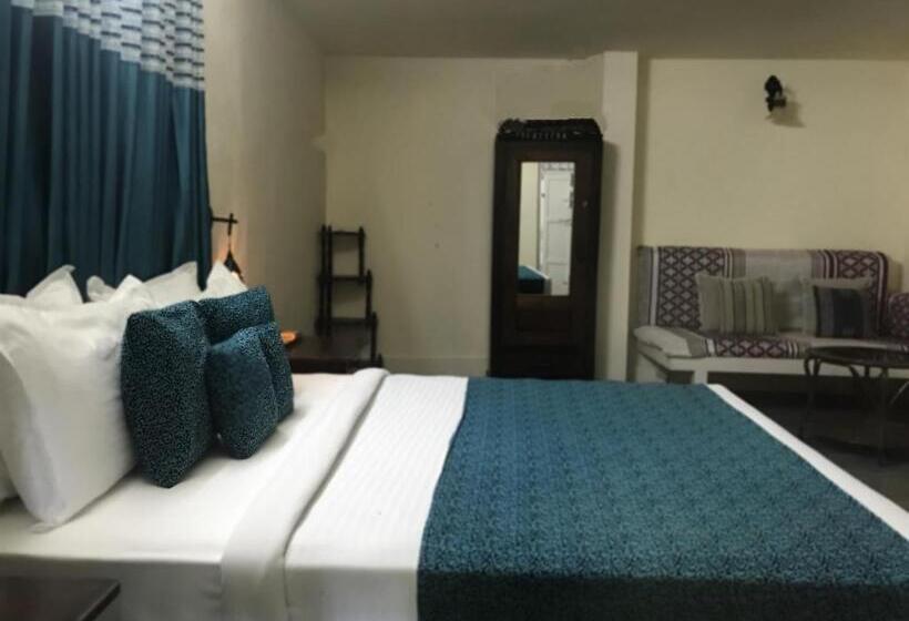 Вилла с 1 спальней и бассейном, Marari Dreamz Homestay