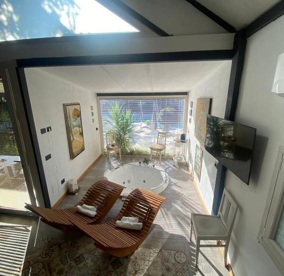 Полулюкс Вид на Бассейн, Agriturismo La Locanda Del Parco