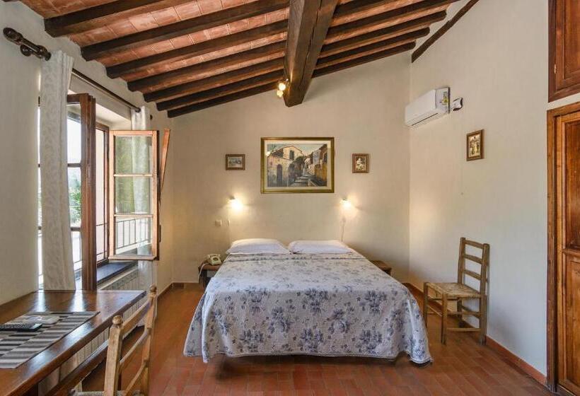 اتاق اکونومی, Villa Rinascimento