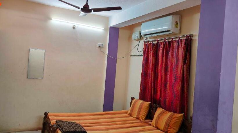 Трехместный Номер Классика, Oyo 60699 Kayalaa Home Stay