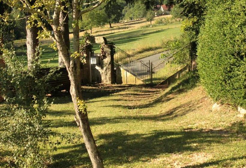 Дом 4 Спальни, Domaine Le Broual