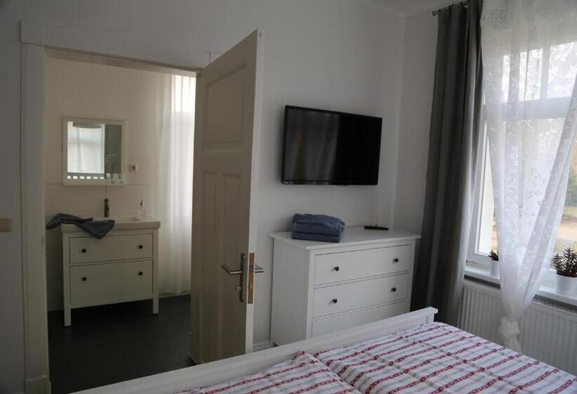 Номер Стандарт Вид на Сад, Villa 32 Kröpelin