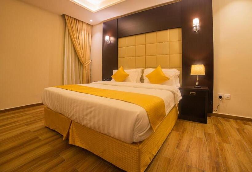 Апартаменты 3 Спальни, Mabet Al Tahlia Hotel Apartments
