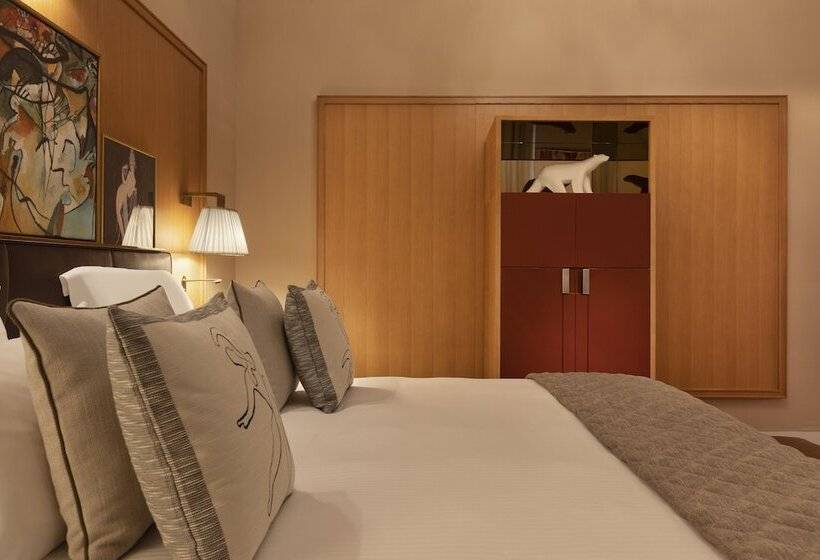 Номер Deluxe, Barriere Le Westminster