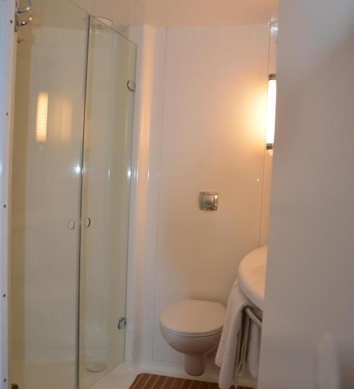Номер Стандарт, Ibis Issoire
