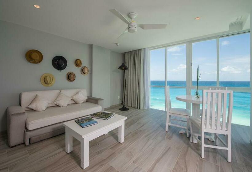 סוויטת ג'וניור פרמים נוף לים, Oleo Cancun Playa All Inclusive Resort