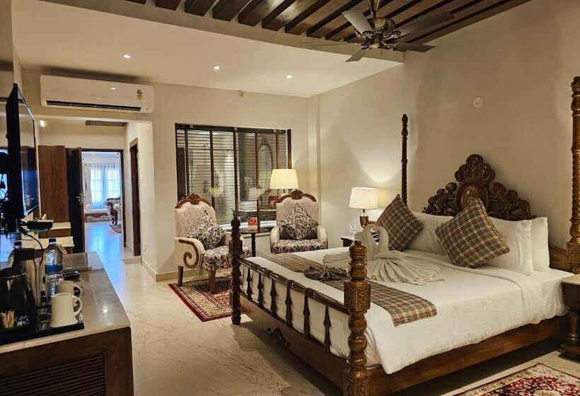 발코니가 있는 스위트, The Creek Boutique Resort & Spa