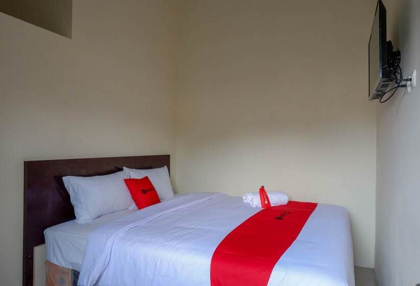 Номер Стандарт, Reddoorz Near Stadion 45 Karanganyar