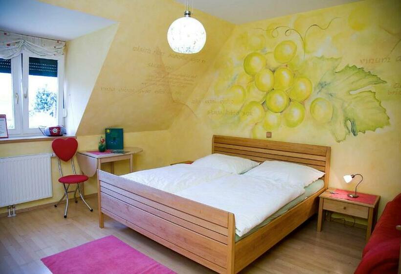 Номер Стандарт, Winzerhof Strablegg