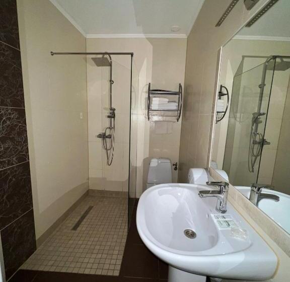 Family Suite, Zorepad