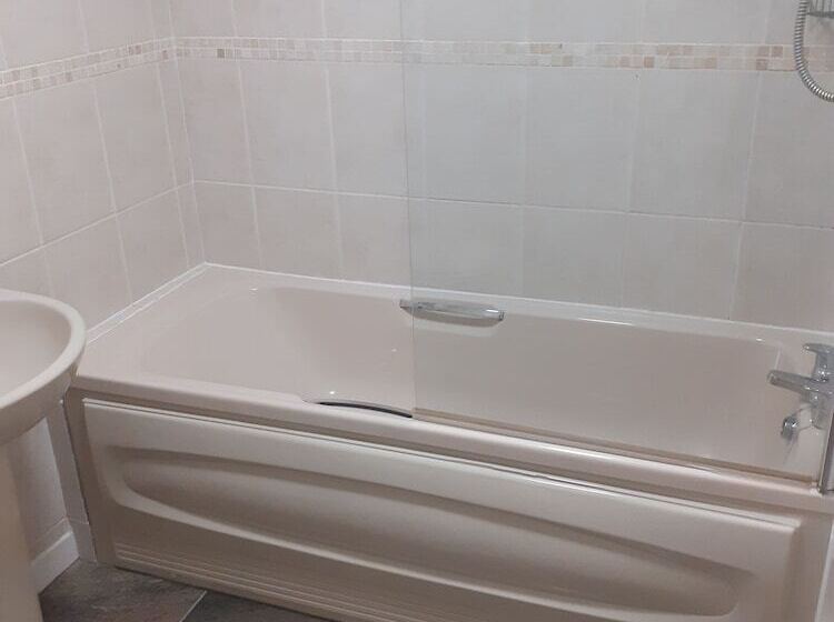Номер Стандарт, Forest How Guest House