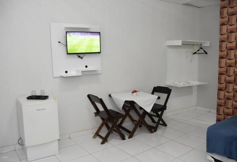 디럭스 룸, Pousada E Posto Amigão