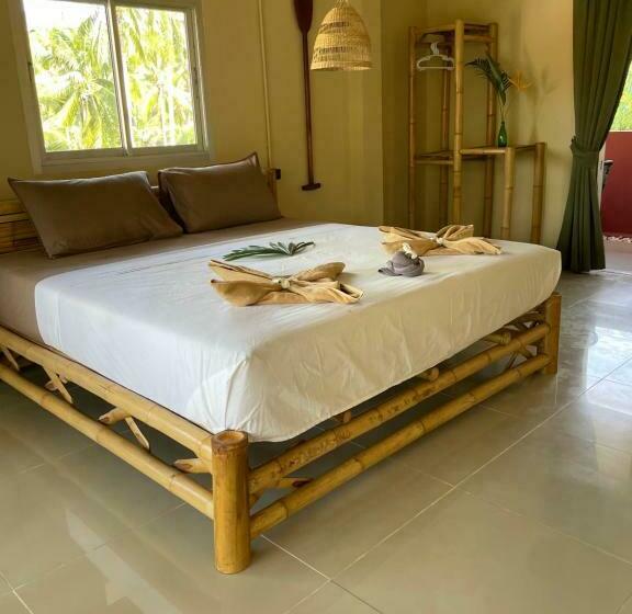 Номер Стандарт, Mythai Guesthouse