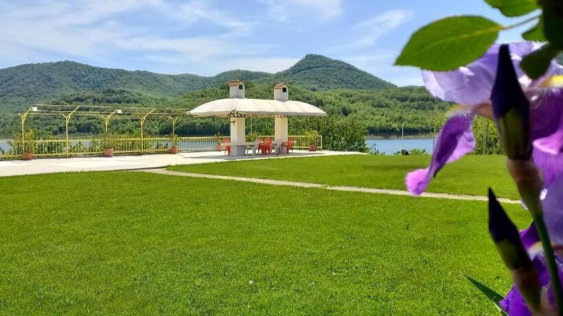 Вилла 1 Спальня Вид на Сад, Family Hotel Belvedere