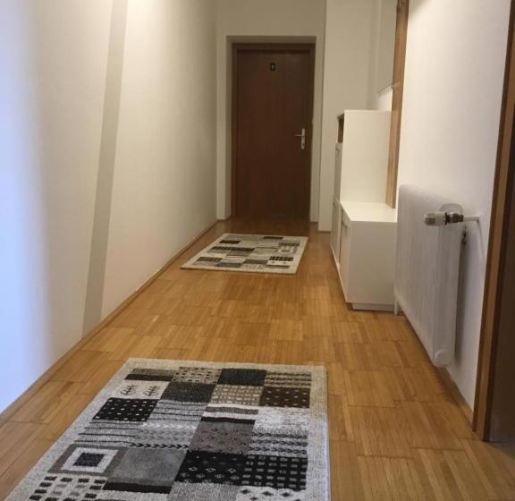 Апартаменты 2 Спальни, Frühstückspension Scharinger Hof