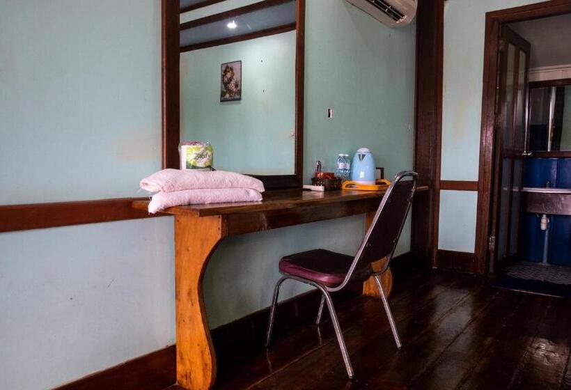 Бунгало Стандарт, Nongsak Riverside Guesthouse & Nongsak Guesthouse