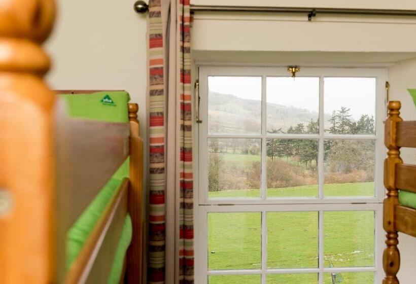 מיטה בחדר מעונות עם מקלחת משותפת, Yha Brecon Beacons Danywenallt   Hostel