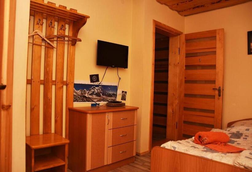 Номер Стандарт, Guest House Mandrivnyi Rooms&apartments