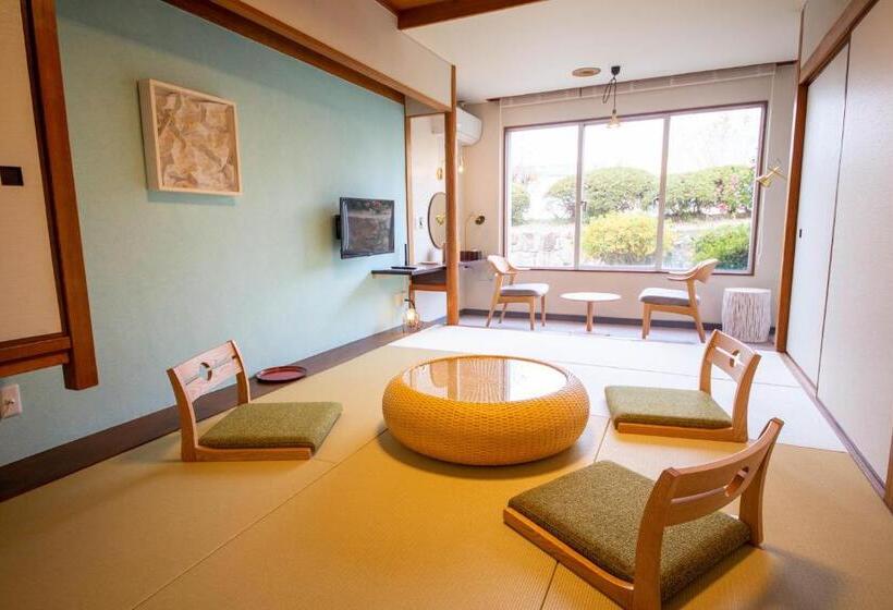 스탠다드 룸 산 전망, Tenku Hotel Kairo