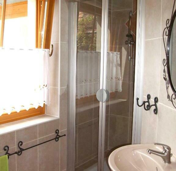 Номер Стандарт, Gästezimmer Am Märchenbrunnen