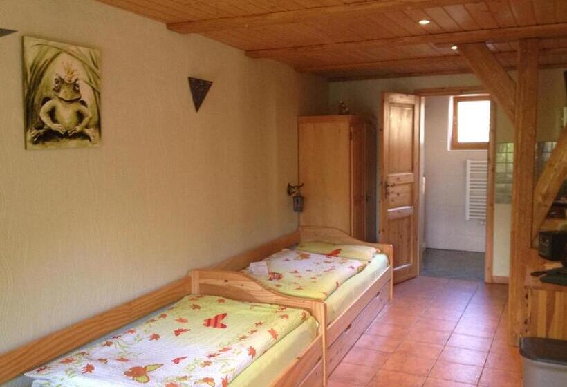 Номер Стандарт Вид на Сад, Gästezimmer Am Märchenbrunnen