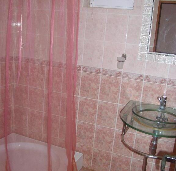 Quarto Estandar com Sacada, Sveti Georgi Family