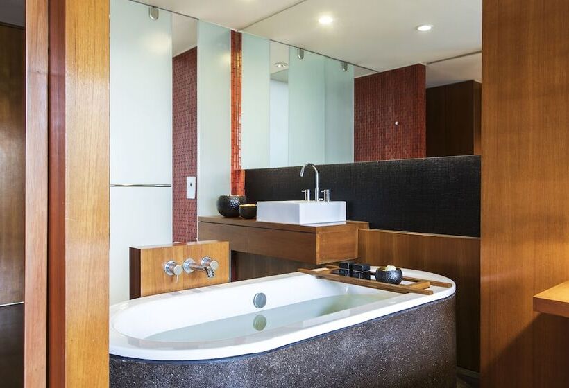 اتاق لوکس با چشم‌انداز باغ, Anantara Chiang Mai Resort