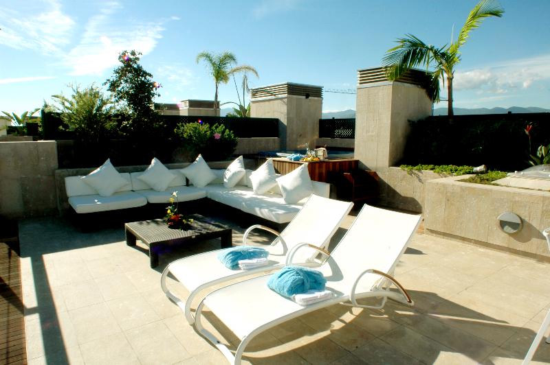 Полулюкс Повышенной Комфортности, Gran Hotel Guadalpín Banus