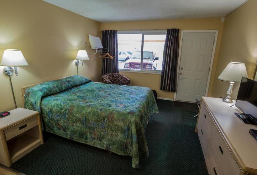 스탠다드 스튜디오, Westwood Motel 100 Mile House