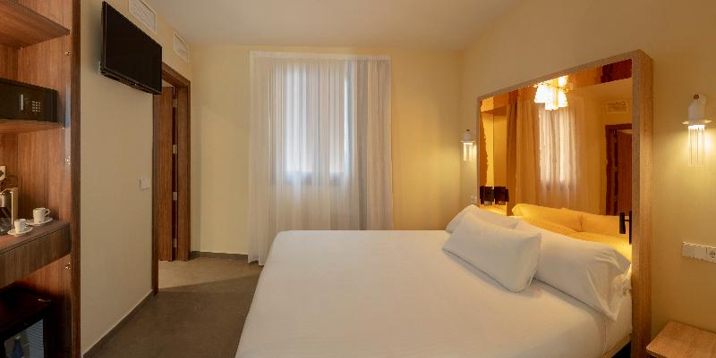 غرفة قياسية, SH Suite Palace