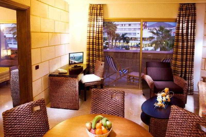 Апартаменты 1 Спальня, Apartamentos Piramides