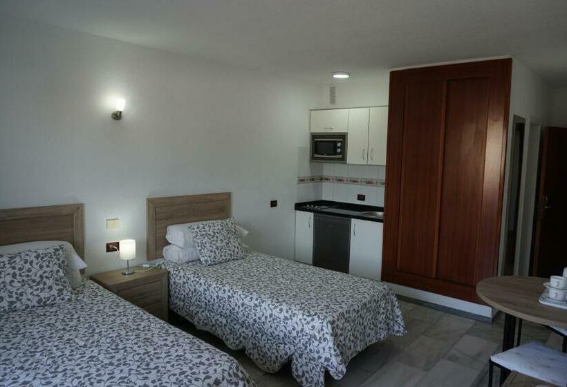 Студия Стандарт, Apartamentos Piramides