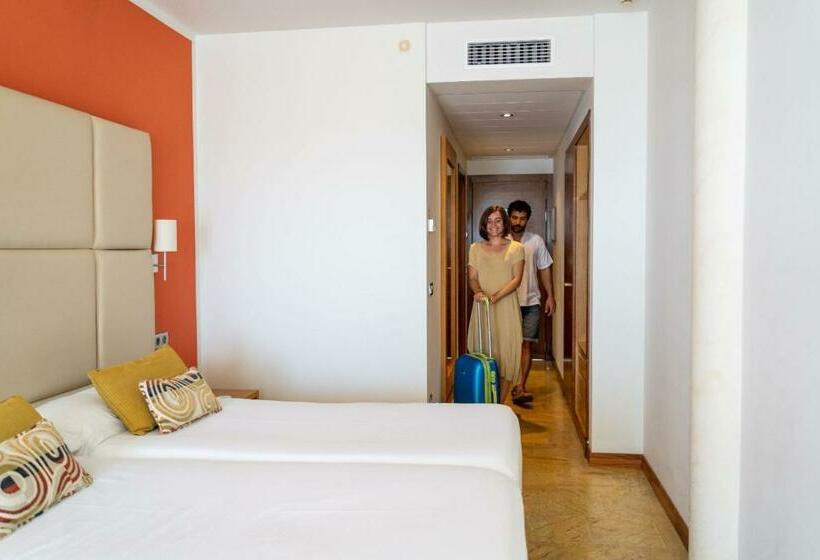 Habitación Estándar, Seth Port Ciutadella