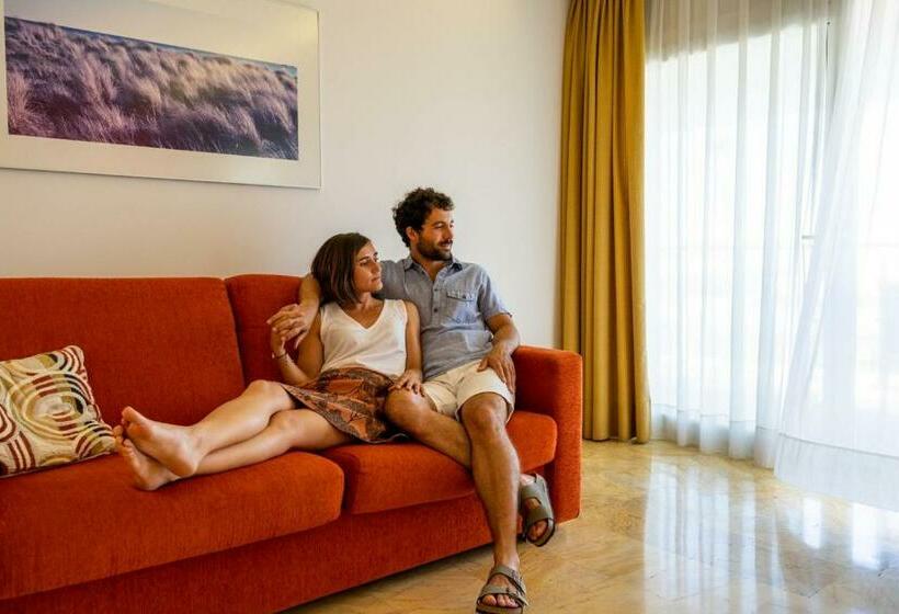 Junior Suite, Seth Port Ciutadella