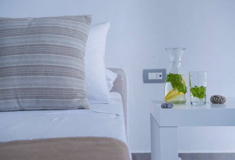غرفة قياسية مطلّة علي البحر, Peninsula Resort & Spa