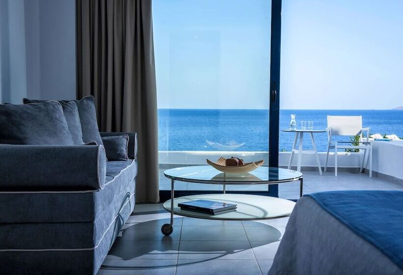جناح جونيور مطلّ علي البحر, Peninsula Resort & Spa