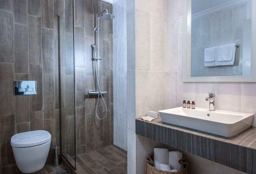 Люкс Семейный 2 Спальни, Peninsula Resort & Spa