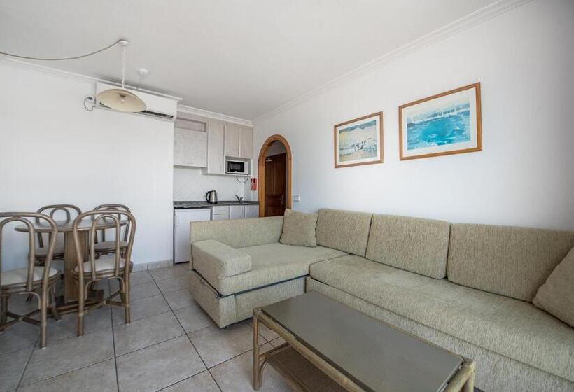 テラス付き１ベッドルームアパートメント, Apartamentos Es Cañe