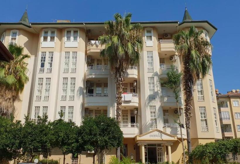 庭の見える１ベッドルームアパートメント, İsabella Apart Otel