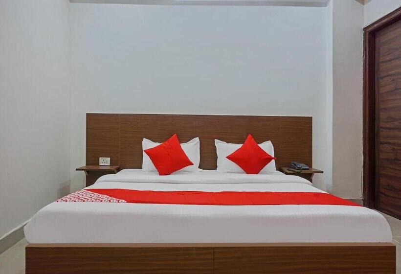 اتاق لوکس, Oyo 37169  Quadis