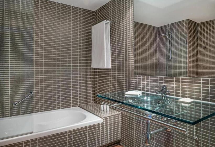 Стандартный Номер Кровать Кинг, Ac Hotel Algeciras By Marriott