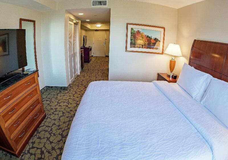 스위트 킹사이즈 침대, Hilton Garden Inn Lax  El Segundo