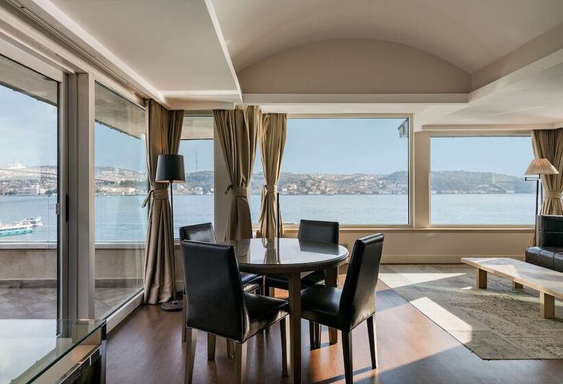 景色の見えるスイートルーム, Radisson Blu Bosphorus