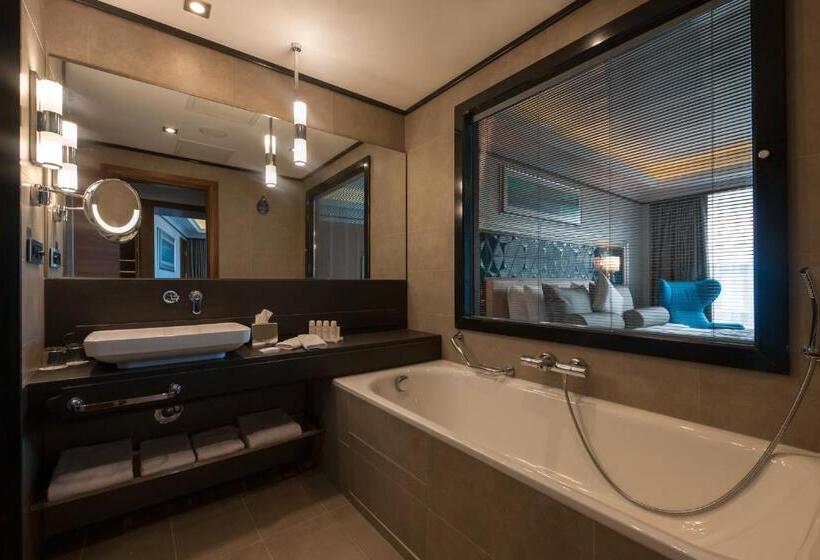 １ベッドルームのスーペリアアパートメント, Radisson Blu Bosphorus