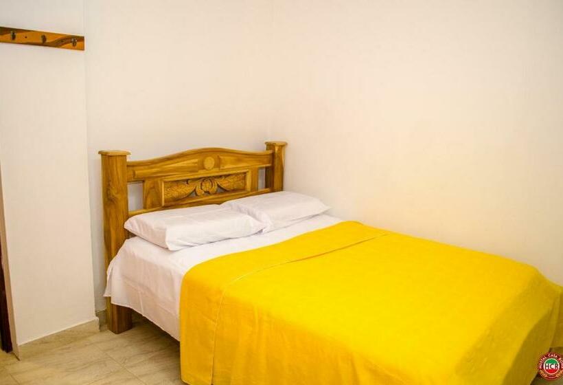 스탠다드 룸, Hostal Casa Roma