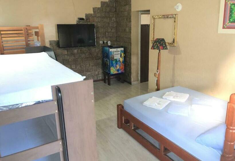 سوئیت با بالکن, O Mar Hospedagem   Suítes Privadas
