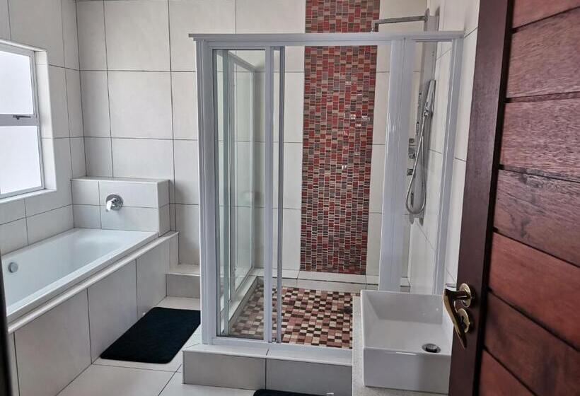 Апартаменты 1 Спальня, Margate Beach Lodge