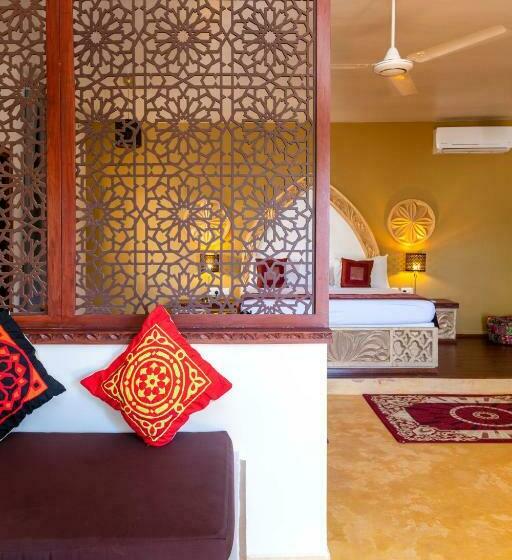 سوییت جونیور با چشم‌انداز استخر, Natural Kendwa Villa
