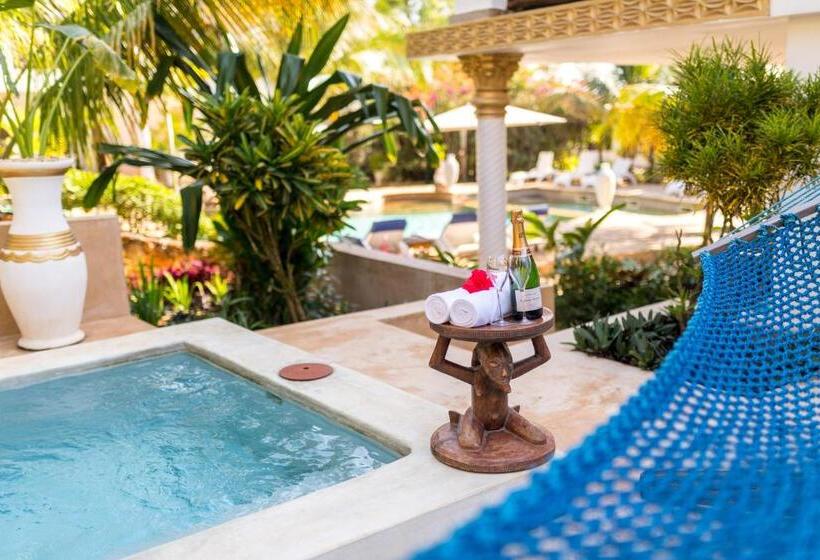 اتاق لوکس سه تخته, Natural Kendwa Villa