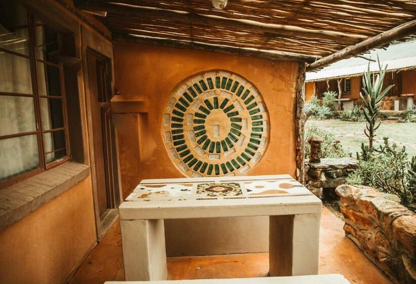 Четырехместный Номер Стандарт, Amphitheatre Backpackers Lodge